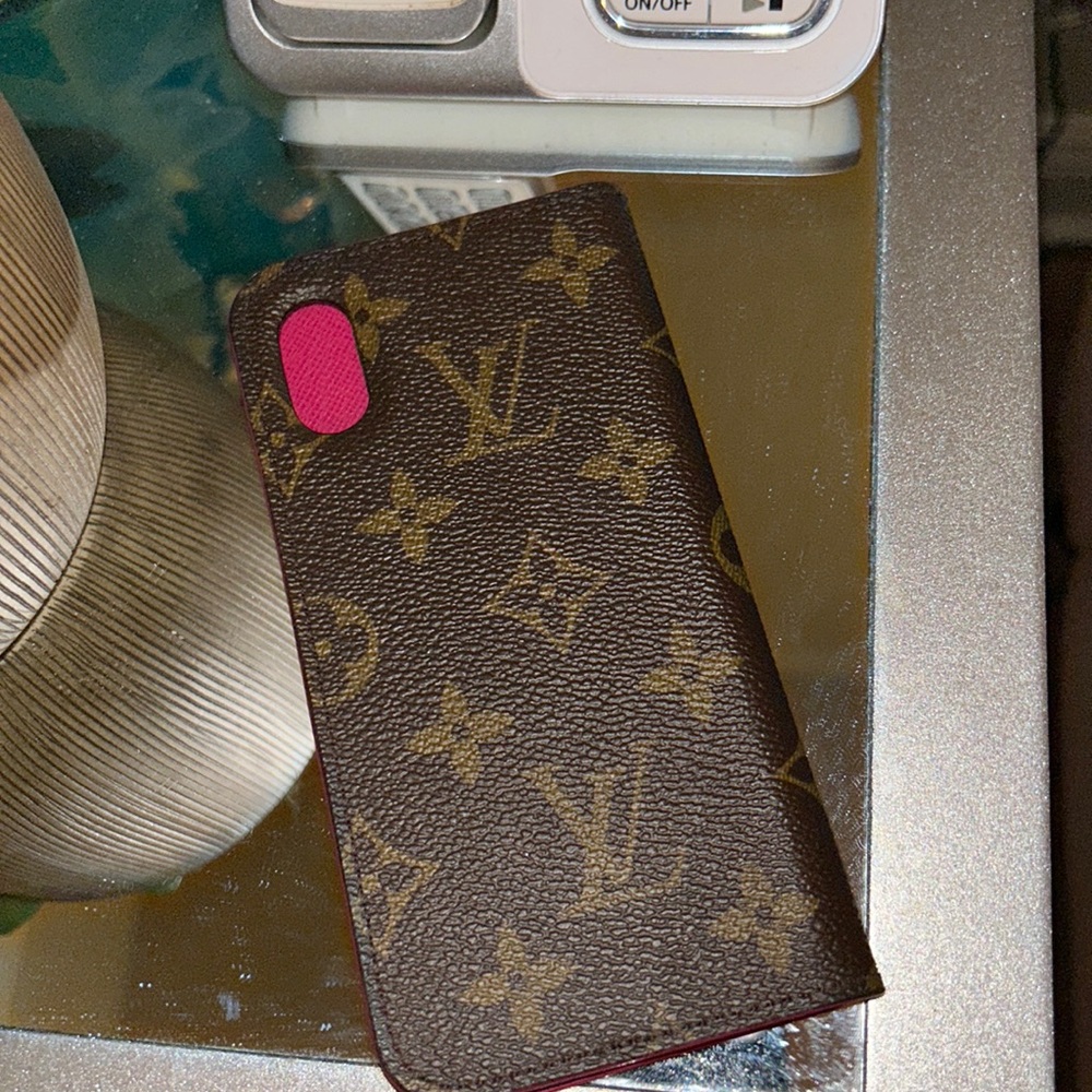 🛑SOLD Louis Vuitton IPhone X/XS Case